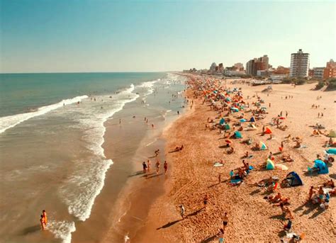 Noticias | Villa Gesell, la ciudad del millón de turistas: visita ...