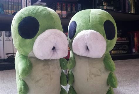 Hollow Knight - Talking Grub Plush - Fangamer