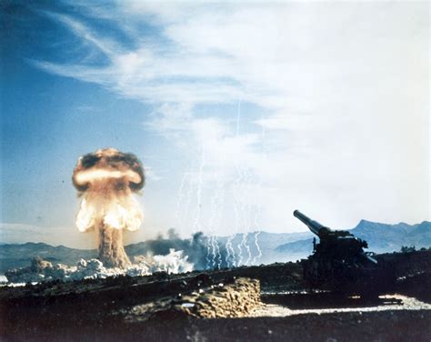 U.S. "M65 Atomic Cannon" firing a W9 nuclear warhead during "Operation ...