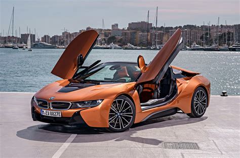 2018 BMW i8 Roadster convertible hybrid supercar image gallery ...