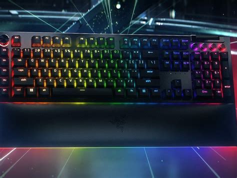 Razer BlackWidow V4 Pro mechanical gaming keyboard has full-blown Razer ...