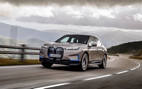 2022 BMW iX revealed: 300-mile electric SUV is a family-size tech flagship