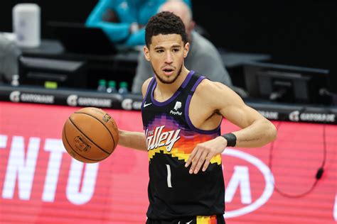 NBA roundup: Devin Booker scores 45 as Suns stay hot | Reuters