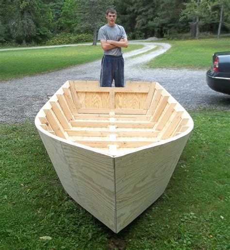 How to build a small wood boat ~ Building your own canoe