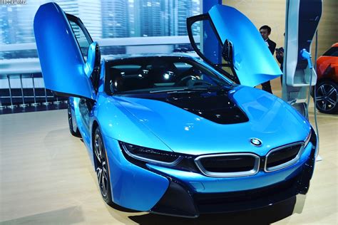 bmw electric car Unveiling the chrome blue bmw i8 electric car ...