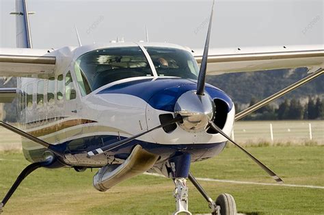 Civil Propeller Plane Civil Aircraft Aviation Cockpit Photo Background ...