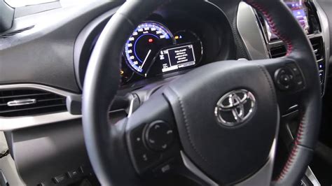 Así se ve el interior del Toyota Yaris 2021 de caja de cambios ...