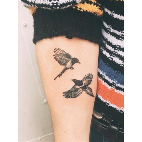 Two birds tattoo - Tattoogrid.net