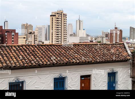 View of the city of Cali in Colombia Stock Photo - Alamy