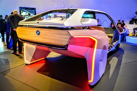 BMW unveils its crazy self-driving future concept car at CES 2017