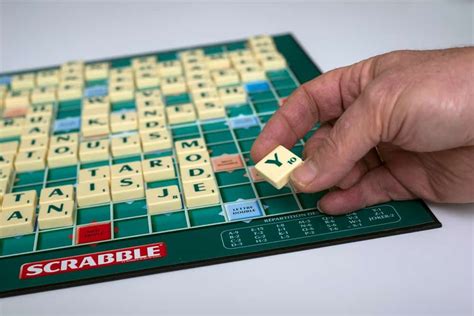 You Can Play Scrabble By Yourself (One-Player, AI, and More) - Gamesver