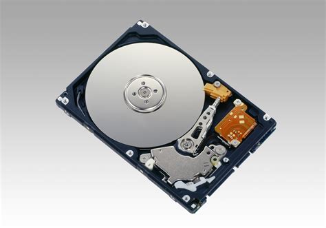 Perbedaan Magnetic Disk dengan Optical Disk | See, Read and Understand