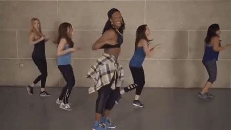 Iconic 90's Hip Hop Dance Moves You Need To Know