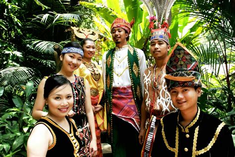 SOLYMONE BLOG: SABAH, MALAYSIAN BORNEO : A MODEL OF TOLERANCE ...