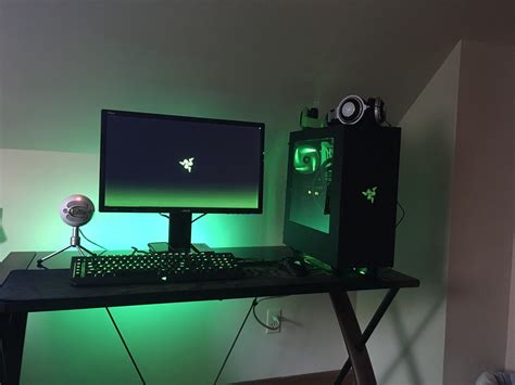 My Razer setup : r/battlestations