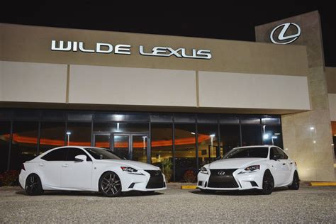 Lexus Dealership Named 'Dealer of the Year' | Sarasota Magazine