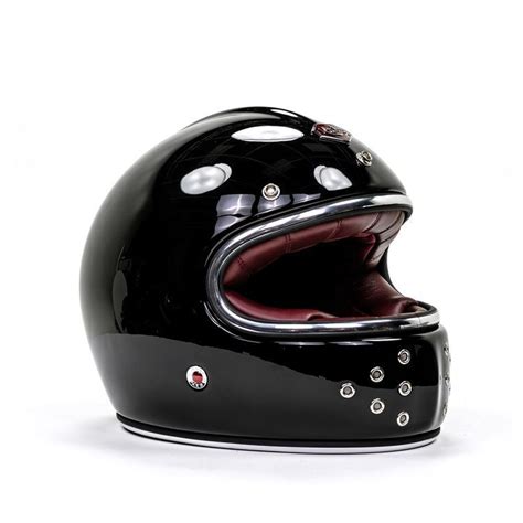 20 Best Cafe Racer Helmets Of 2024 | Wind Burned Eyes | Cafe racer ...