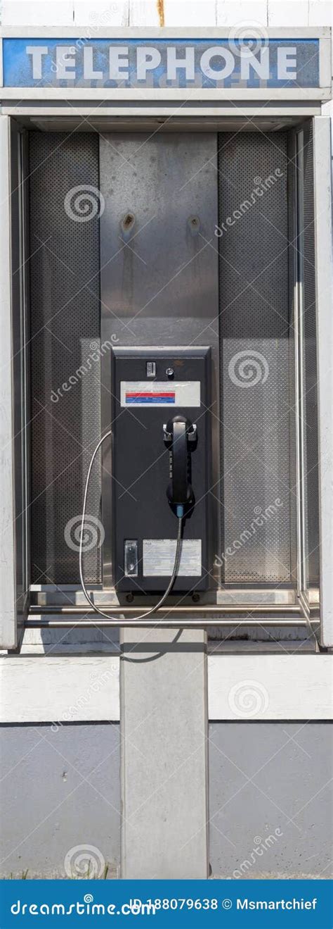 Vintage Canadian Payphone Booth Stock Photo - Image of blue, public ...