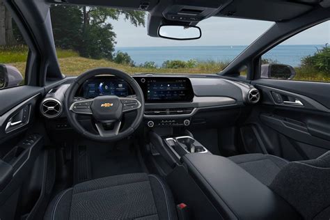 2024 Chevrolet Equinox EV Specs, Price, MPG & Reviews | Cars.com