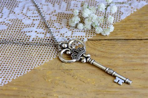 Key necklace Vintage key necklace Silver key necklace | Etsy