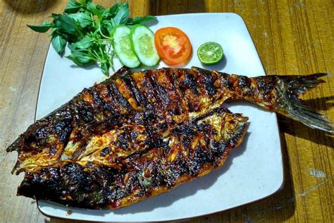 Delicious 'ikan patin bakar' in a cozy setting - Food - The Jakarta Post