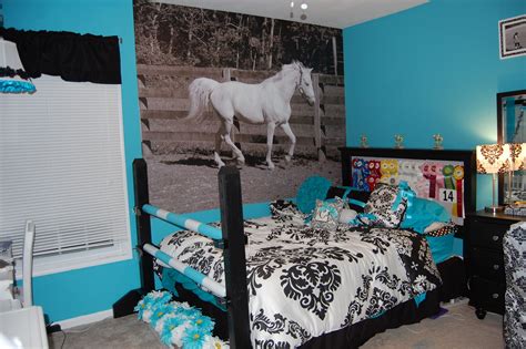 Pin by Michele Casco on Horse theme bedroom | Horse bedroom, Horse room ...