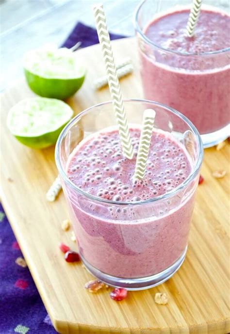 40 Delicious Healthy Fruit Smoothies to Pamper Yourself