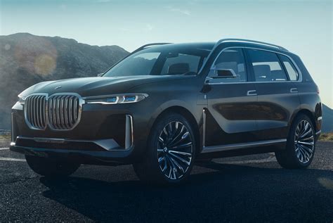 BMW Concept X7 previews super SUV with electric powertrain ...