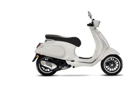 Vespa SPRINT 150 2023 Price In Czech Republic - Fasterwheeler Cz