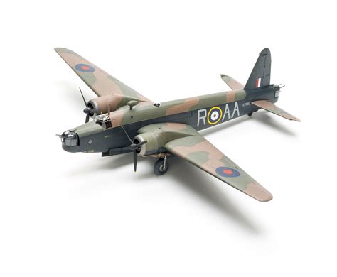 Build review of the Airfix Vickers Wellington scale model kit ...