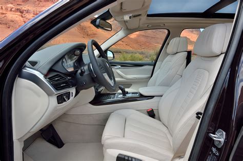 2014-BMW-X5-front-interior-seats - Motor Trend en Español