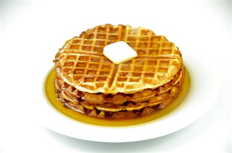 File:Waffles with maple syrup and butter.jpg - Wikipedia