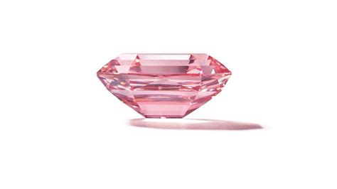 Exceptionally large ‘Pink Legacy’ diamond sells for record-breaking $50 ...