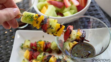 Grilled fruit kebabs with chocolate sauce put a healthy spin on dessert ...