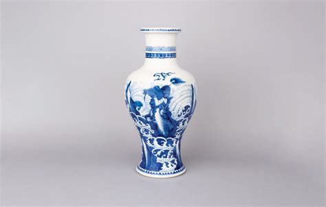 A Quick Guide to Chinese Antique Blue and White Vases - Marchant Asian Art