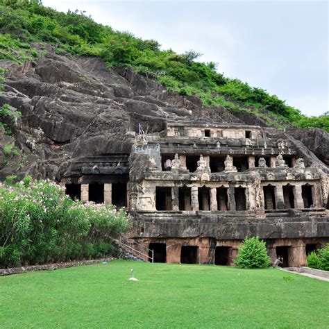 Undavalli Caves - Guntur - History | Timings | Location