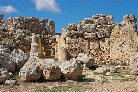 The Ġgantija Temples of Gozo: A Mysterious Megalithic Complex of ...