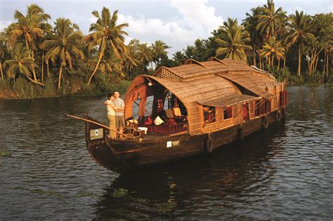 Kerala Backwaters: Chai and Inner Peace in God's Own Country - Ecophiles