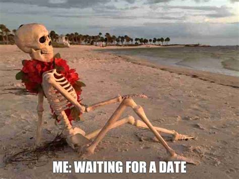 25+ Collection of Skeleton WAITING MEMES 2023