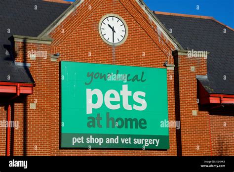 Pets at Home pet shop and vets sign, Southend on Sea, Essex. Pet store ...