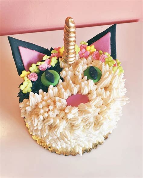 Buttercream unicorn cat cake by 2tarts Bakery | Animal cakes, Cat cake ...