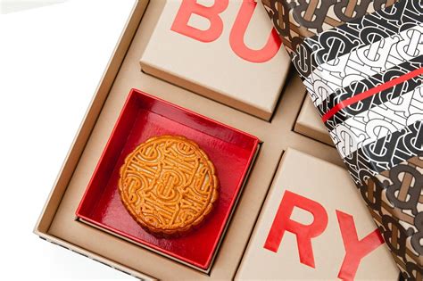 20 Gorgeous Mooncake Packaging Designs | Dieline - Design, Branding ...