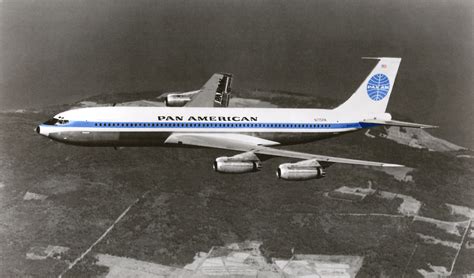 Pan Am 707 | Vintage aircraft, Vintage airlines, Boeing 707