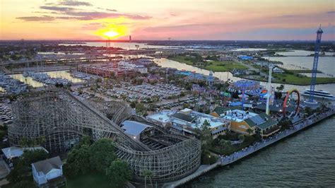 10 Clear Lake Restaurants On The Water - Just Vibe Houston