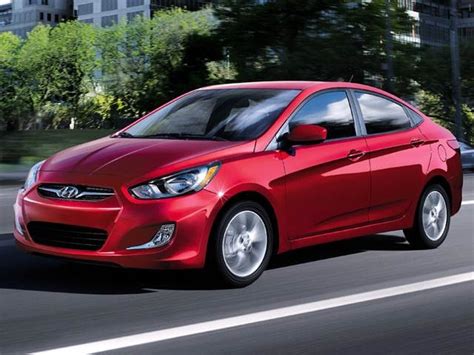 2012 Hyundai Accent Price, Value, Depreciation & Reviews | Kelley Blue Book