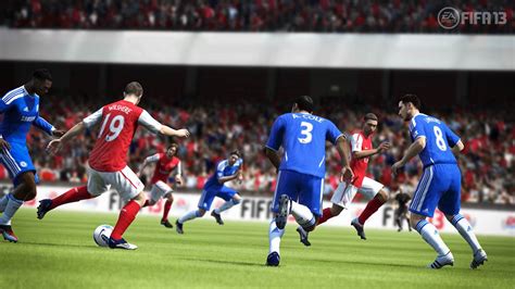 FIFA 13 gameplay screens