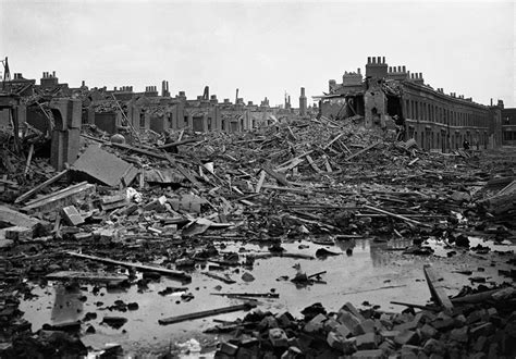 Historical Photos: WW2: London Bombing