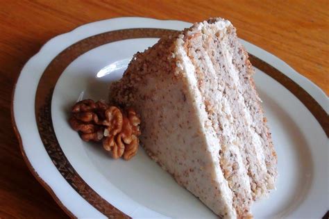 zsuzsa is in the kitchen: HUNGARIAN WALNUT CAKE – DIÓTORTA