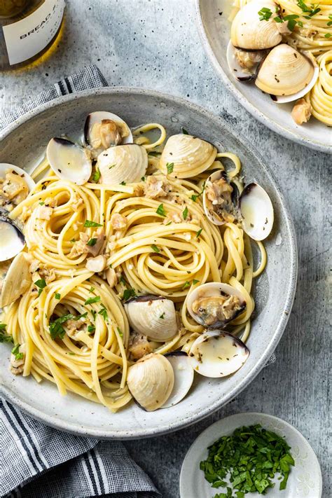 Best Clams And Linguine Recipe | Deporecipe.co