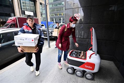 Are Food Delivery Robots The Wave Of The Future Or The Scourge Of The ...